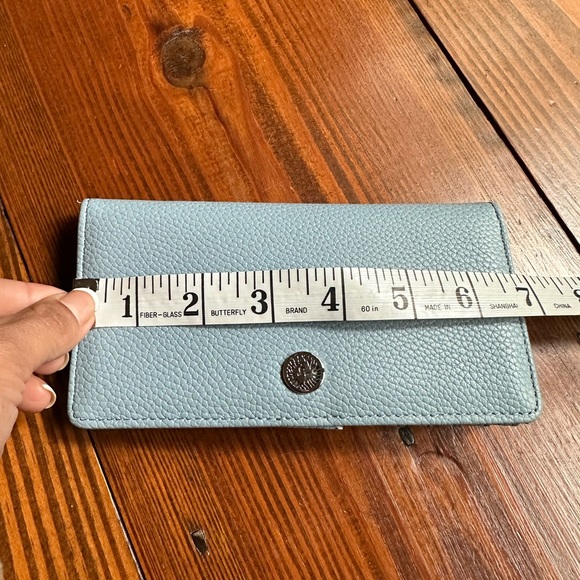 Anne Klein Baby Blue Wallet 💴 - Picture 2 of 5